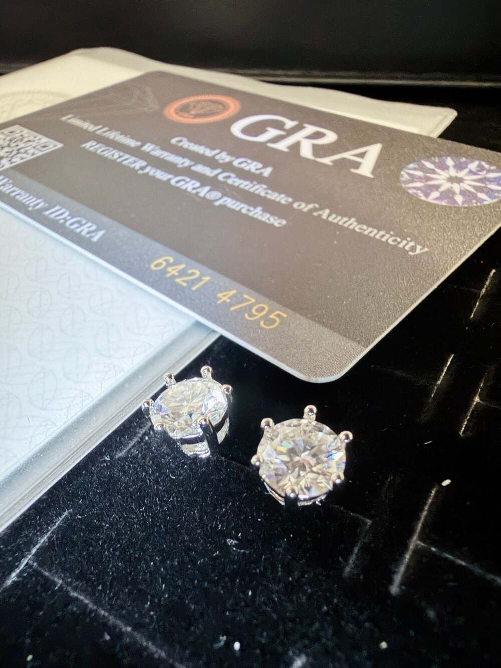 GRA Certified 1.0ct Round Brilliant Moissanite Stud Earrings